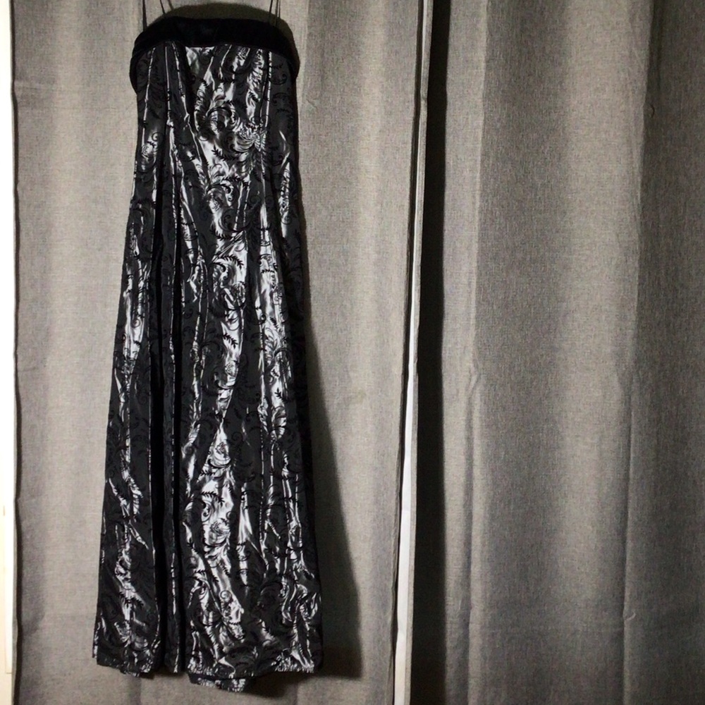 Dave & Johnny vintage metallic velvet burnt out maxi dress
